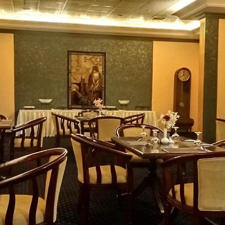 Aliqbal Hotel Al Khobar Esterno foto